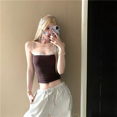 黄蜂女